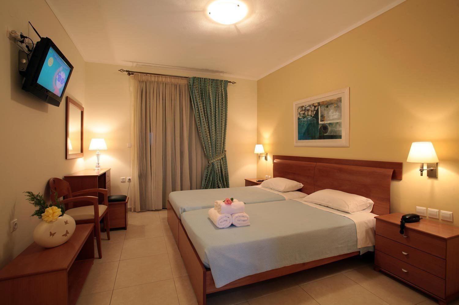 Kyniska Hotel Plítra Extérieur photo